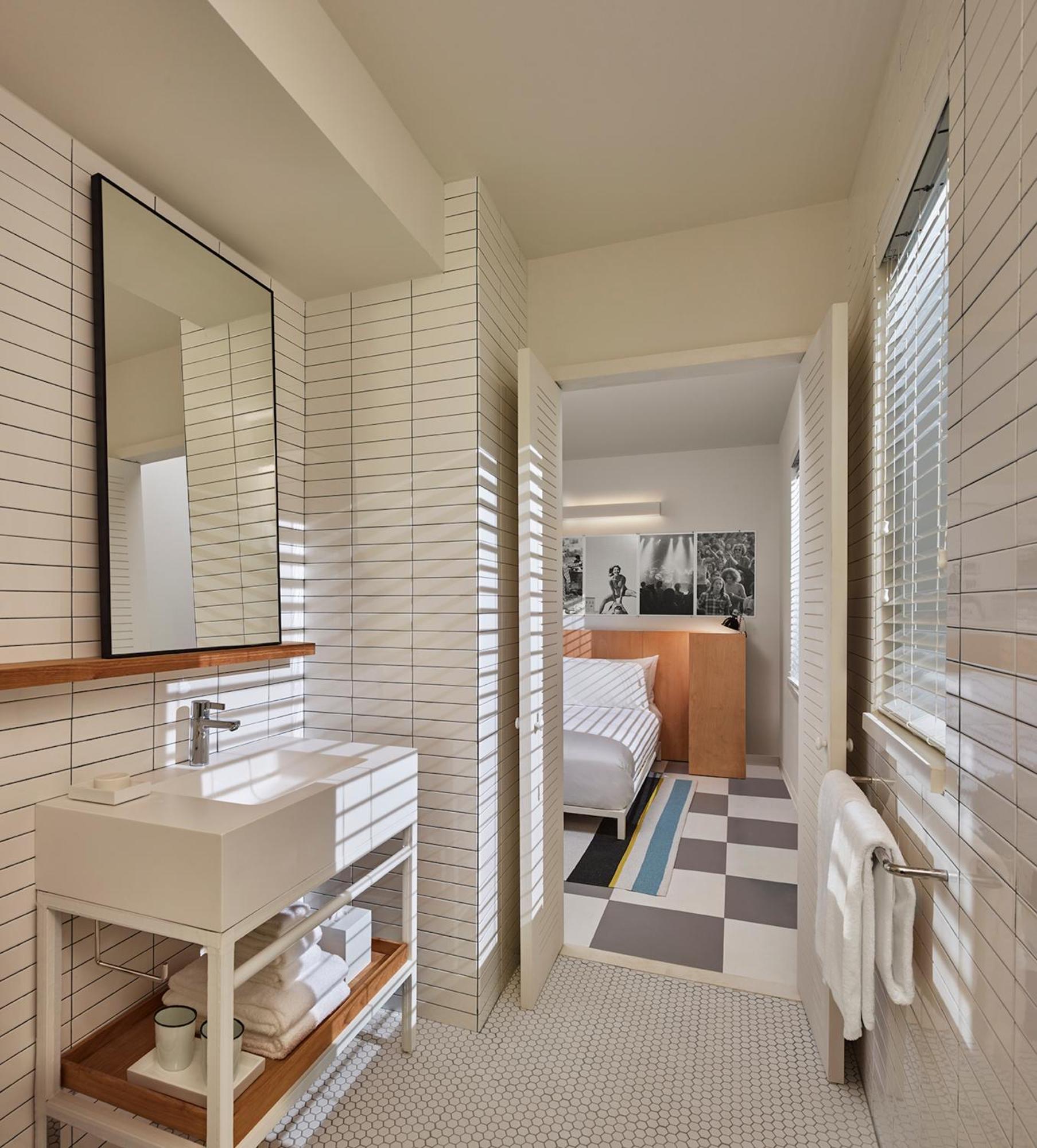 Queen Room - Disability Access